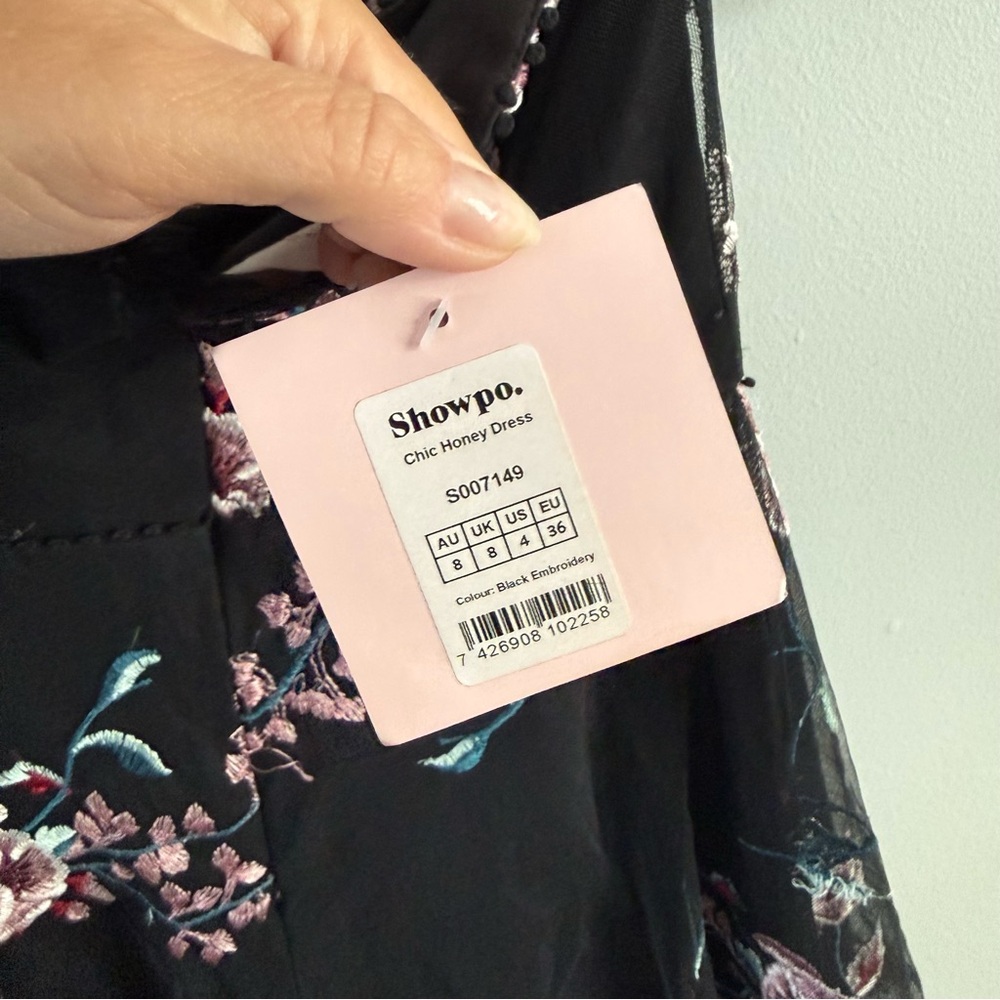 Showpo Women’s NWT Honey Black & Pink Floral Embroidered Over-The-Shoulder Dress - Picture 5 of 11